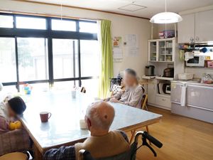 共用ダイニングの日常風景