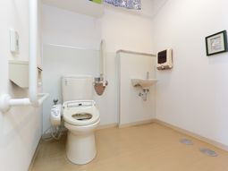 手すり付きトイレの部屋