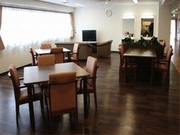 明るいダイニングスペース