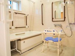 バリアフリー対応の浴室