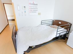 介護用ベッドの居室