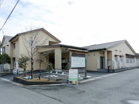 清潔感漂う建物の外観