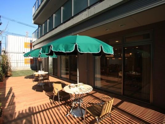 陽光あふれるテラススペース