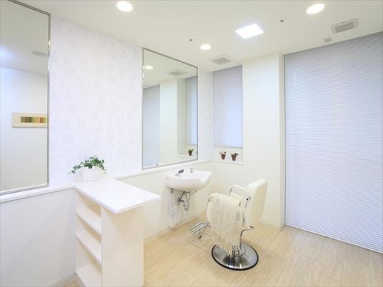 清潔な理美容スペース