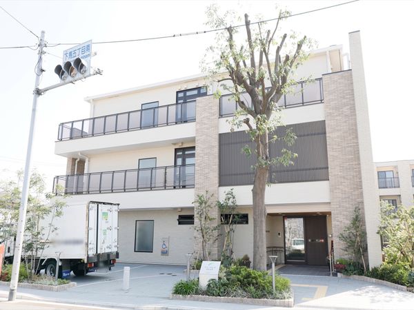 清潔感のある建物外観