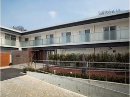 清潔感ある施設の外観
