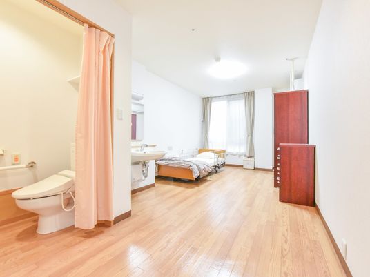 ゆとりある清潔な居室