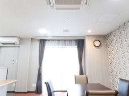 清潔感ある明るい部屋