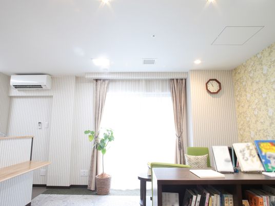 暖かみのある居室の一角