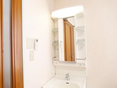 清潔な洗面台