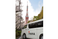 桜並木とタワーの風景