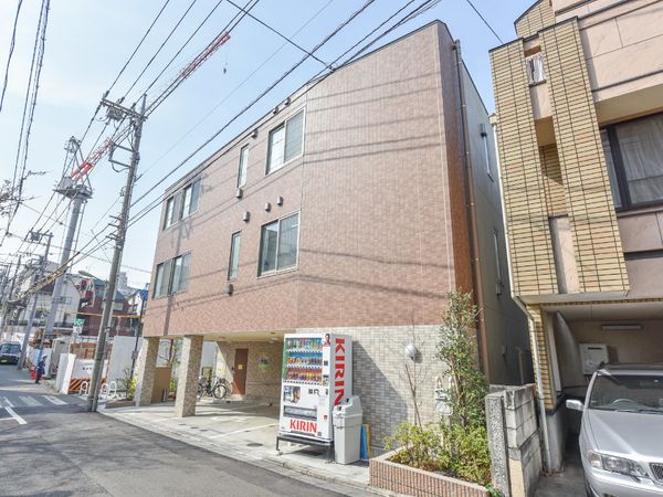都市型施設の外観