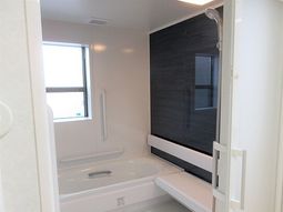 バリアフリー構造の浴室