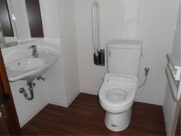 清潔感のあるトイレ空間