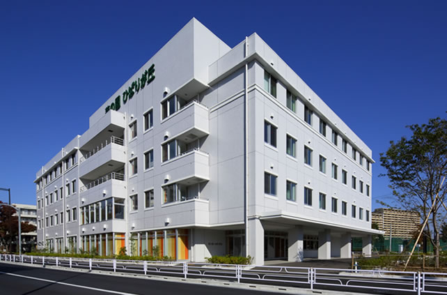 介護老人保健施設 葵の園・ひばりが丘の外観