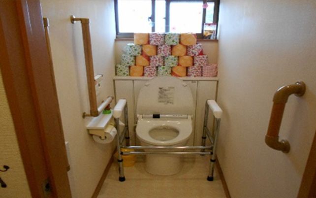 落ち着いた雰囲気のトイレ