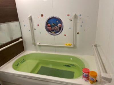 明るい浴室