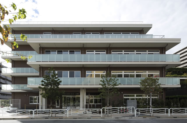 医療法人社団葵会 介護老人保健施設 葵の園・江東区の外観