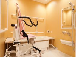 バリアフリー浴室設備