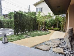 和風の庭園風エントランス