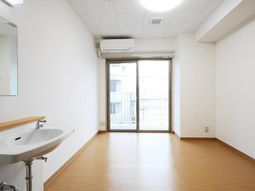 居室の明るい空間
