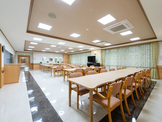 広々とした綺麗なダイニング