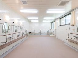 清潔な浴室の空間