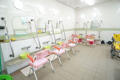 清潔な浴室設備