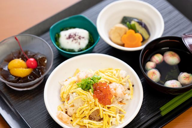 和風の食事設定