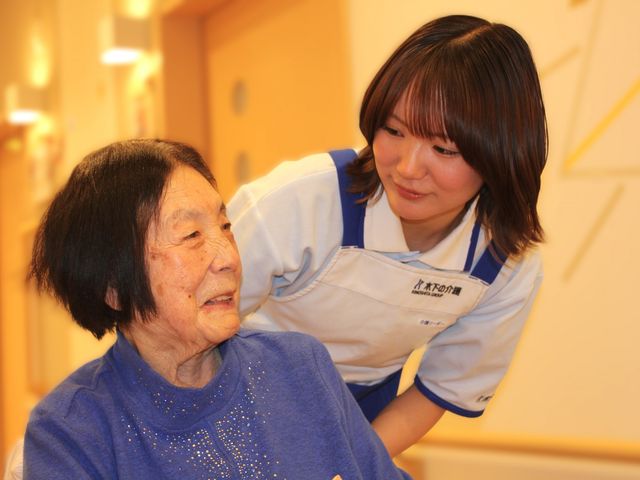 温かいコミュニケーションの和室 和室 温かい笑顔でのコミュニケーションが印象的な和室では、住まう方に安心の時間を提供します。