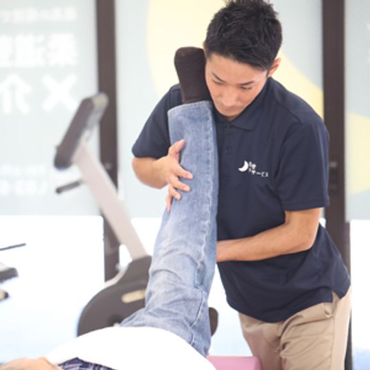 機能訓練を行う様子