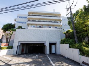 多階層建物の外観