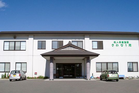 駐車場のある建物