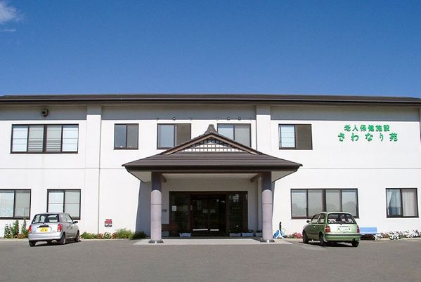 駐車場のある建物