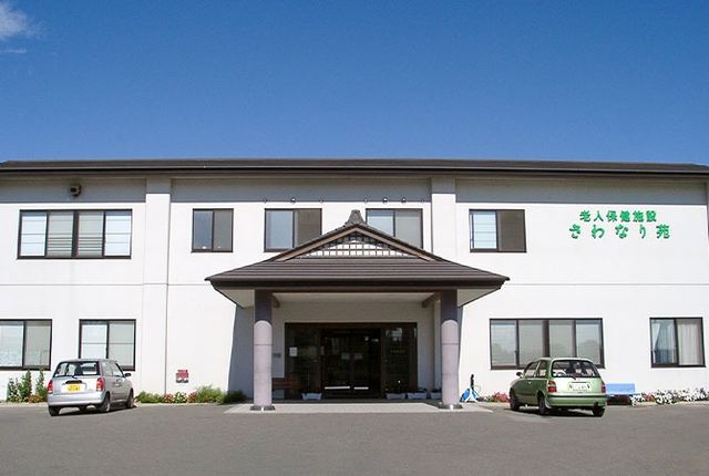 駐車場のある建物