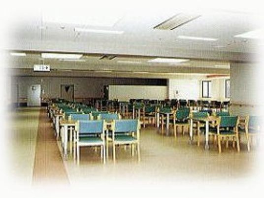 広い食堂の様子  