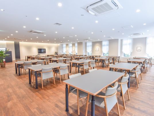 ゆったりした食堂