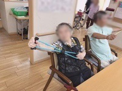 活気ある機能訓練室