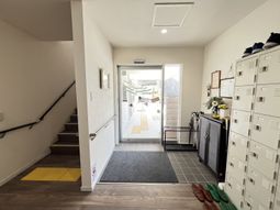 明るいエントランス