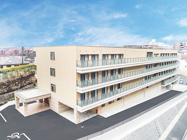 建物全景の外観 外観 清潔感あふれる建物の外観です。広々とした外観の造りは、訪れる方々を優しく迎え入れます。