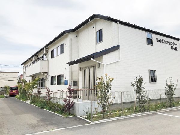 清潔感溢れる建物外観