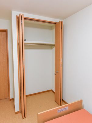 整然とした居室