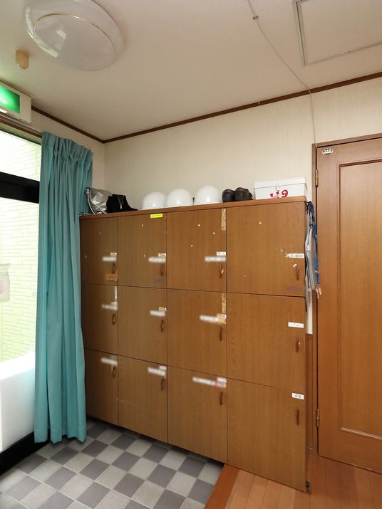 収納家具のある居室