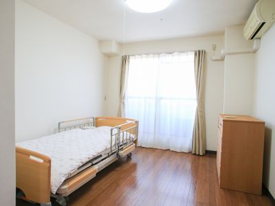 清潔な個室の居室