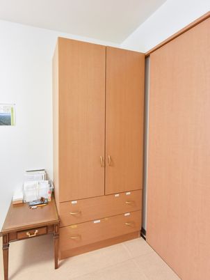 和室のクローゼットと机