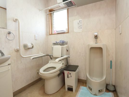 バリアフリーのトイレ設備