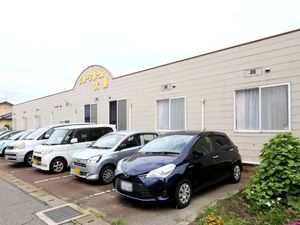 一階建て施設の外観