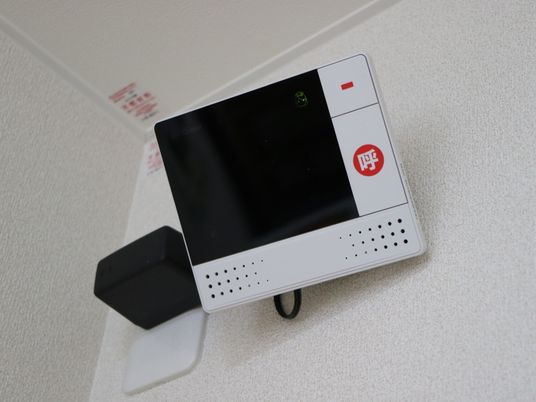 壁掛けの通信機器