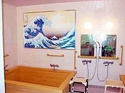 明るい洗面所の風景