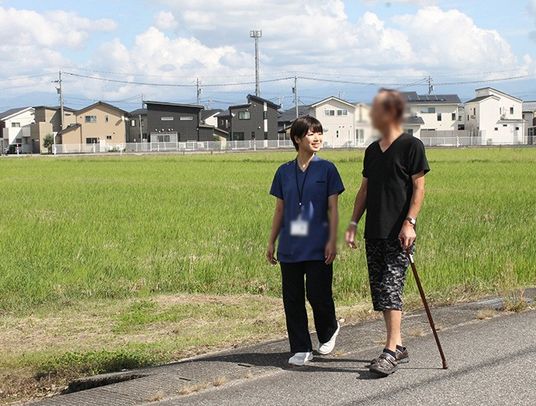 近くのフィールド